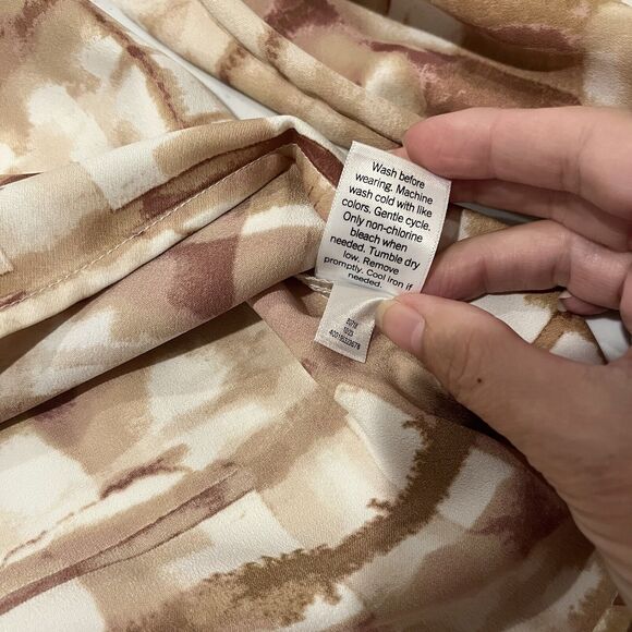 Nine West Size Large Smocked Puff Sleeve Popover Top Women NWT - Picture 9 of 9